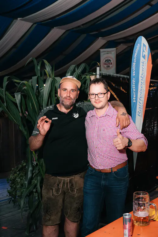 Schmalzlerfest Perlesreut 2025 Samstag: Rotzfrech Foto 2500628