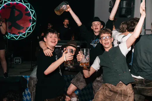 Schmalzlerfest Perlesreut 2025 Samstag: Rotzfrech Foto 2500645