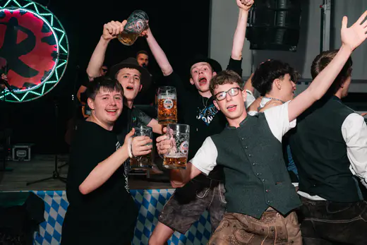 Schmalzlerfest Perlesreut 2025 Samstag: Rotzfrech Foto 2500646