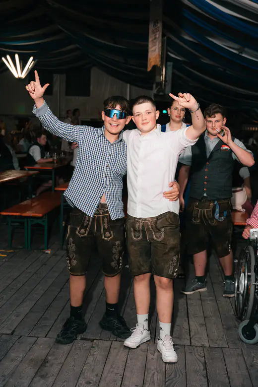 Schmalzlerfest Perlesreut 2025 Samstag: Rotzfrech Foto 2500655