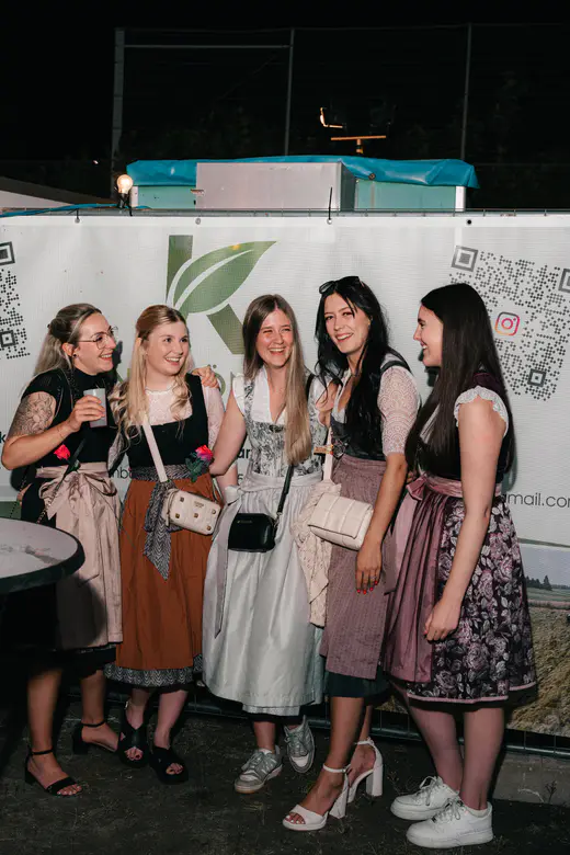 Schmalzlerfest Perlesreut 2025 Samstag: Rotzfrech Foto 2500664