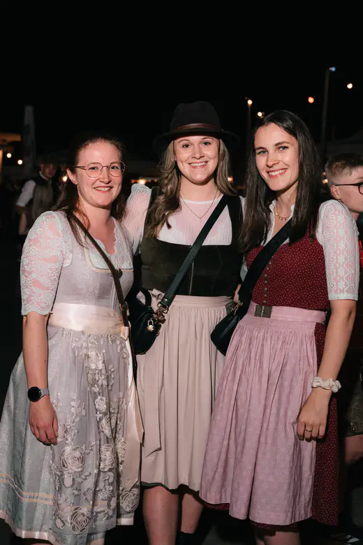 Schmalzlerfest Perlesreut 2025 Samstag: Rotzfrech Foto 2500670