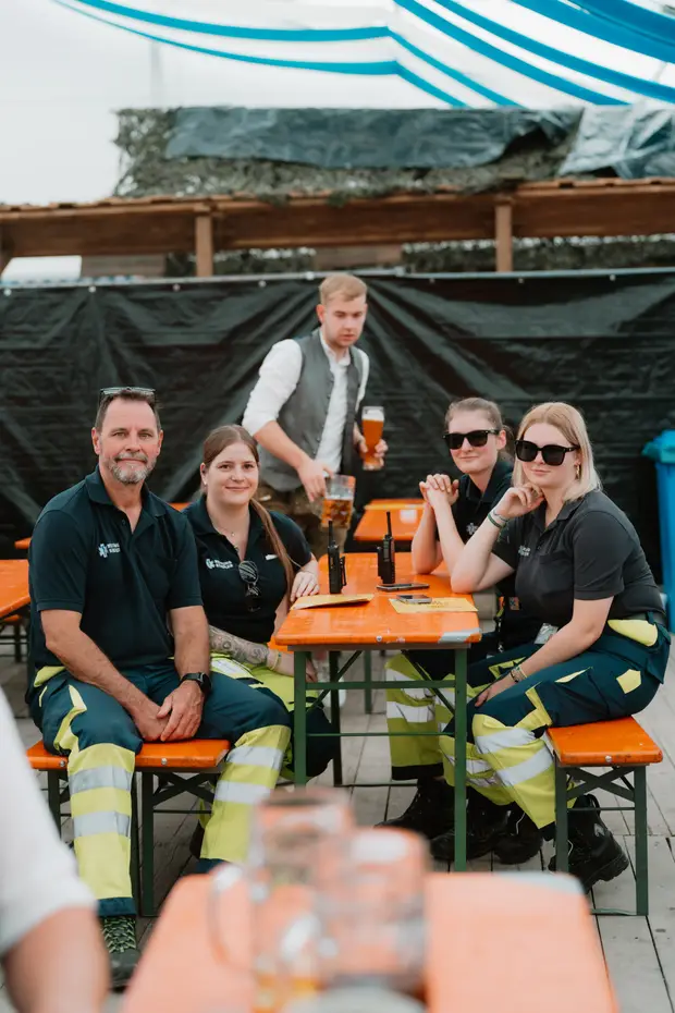 Schmalzlerfest Perlesreut 2025 Sonntag: Schnupferwettbewerb, Verlosung, d Noudnigln Foto 2500968