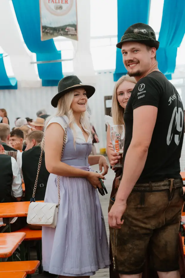 Schmalzlerfest Perlesreut 2025 Sonntag: Schnupferwettbewerb, Verlosung, d Noudnigln Foto 2500972