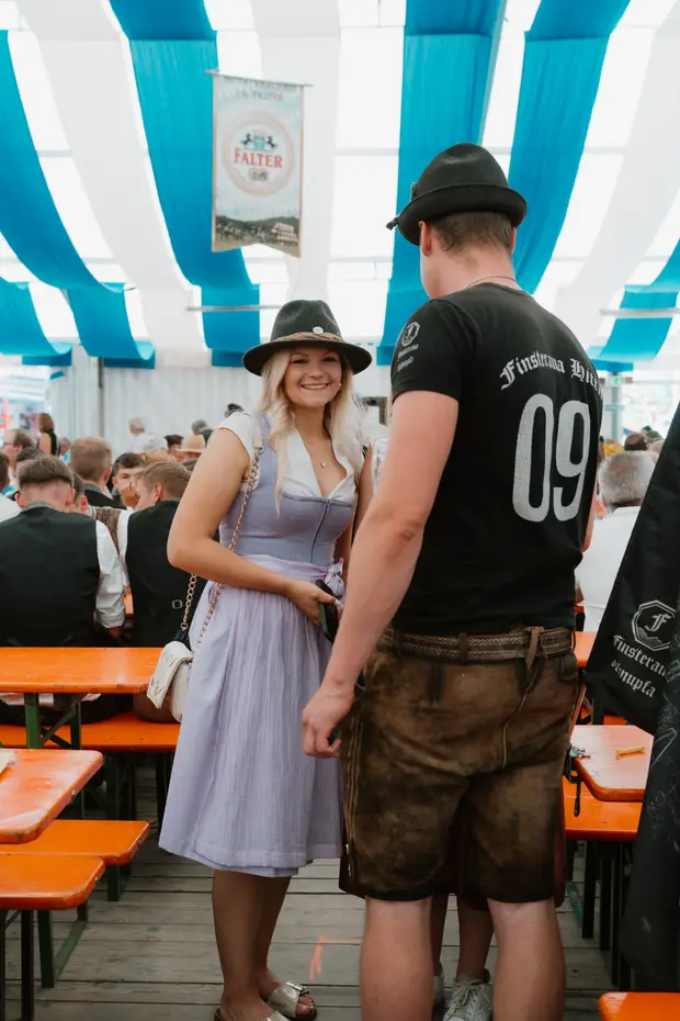 Schmalzlerfest Perlesreut 2025 Sonntag: Schnupferwettbewerb, Verlosung, d Noudnigln Foto 2500973
