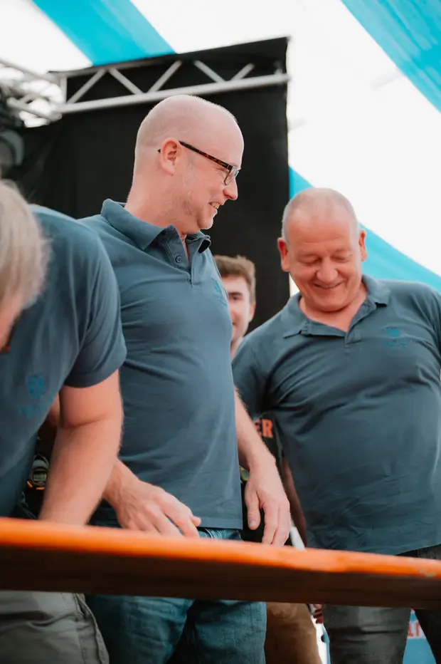 Schmalzlerfest Perlesreut 2025 Sonntag: Schnupferwettbewerb, Verlosung, d Noudnigln Foto 2501027