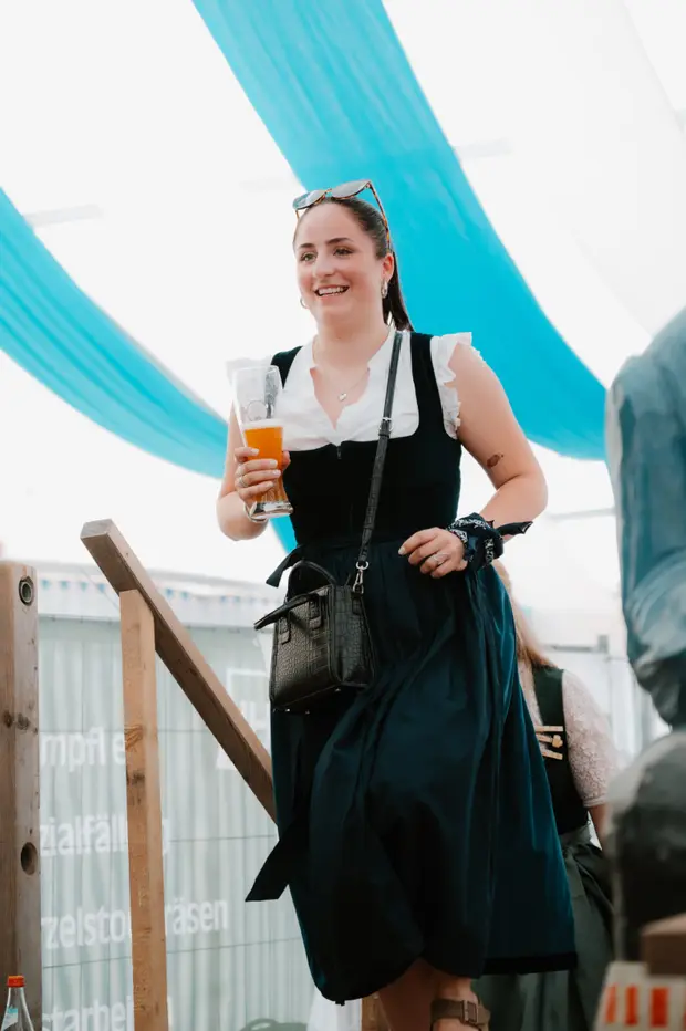 Schmalzlerfest Perlesreut 2025 Sonntag: Schnupferwettbewerb, Verlosung, d Noudnigln Foto 2501071