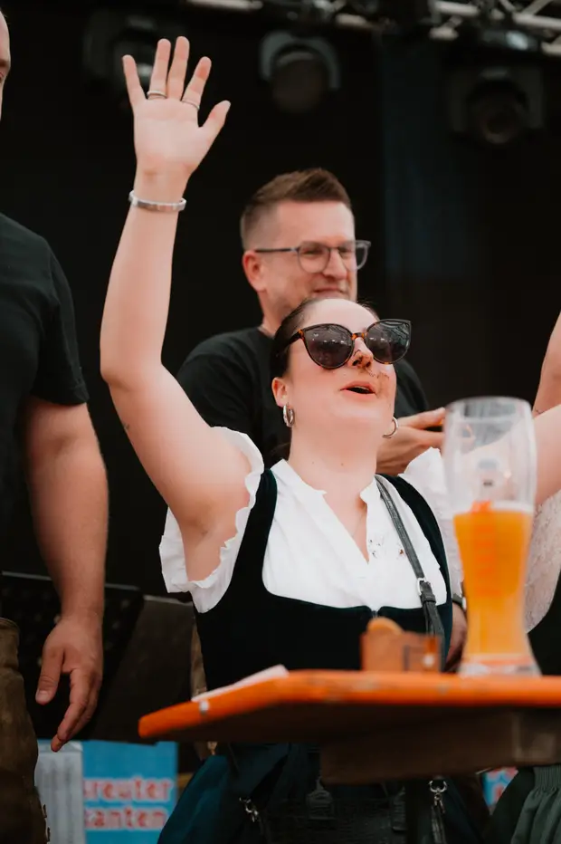 Schmalzlerfest Perlesreut 2025 Sonntag: Schnupferwettbewerb, Verlosung, d Noudnigln Foto 2501100