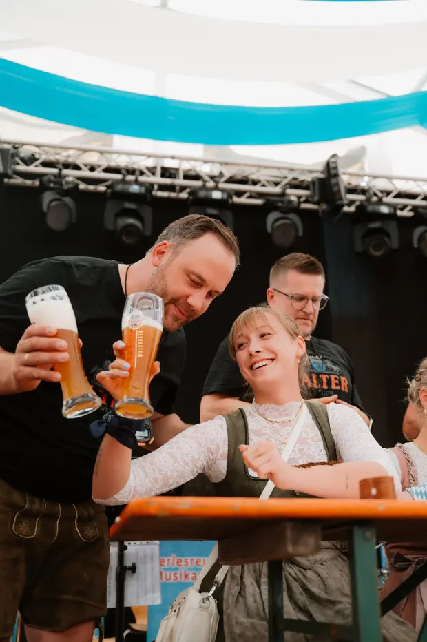 Schmalzlerfest Perlesreut 2025 Sonntag: Schnupferwettbewerb, Verlosung, d Noudnigln Foto 2501199