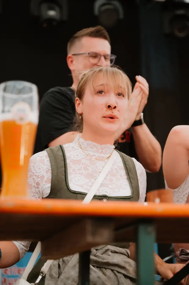 Schmalzlerfest Perlesreut 2025 Sonntag: Schnupferwettbewerb, Verlosung, d Noudnigln Foto 2501218