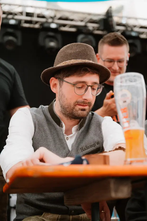 Schmalzlerfest Perlesreut 2025 Sonntag: Schnupferwettbewerb, Verlosung, d Noudnigln Foto 2501337