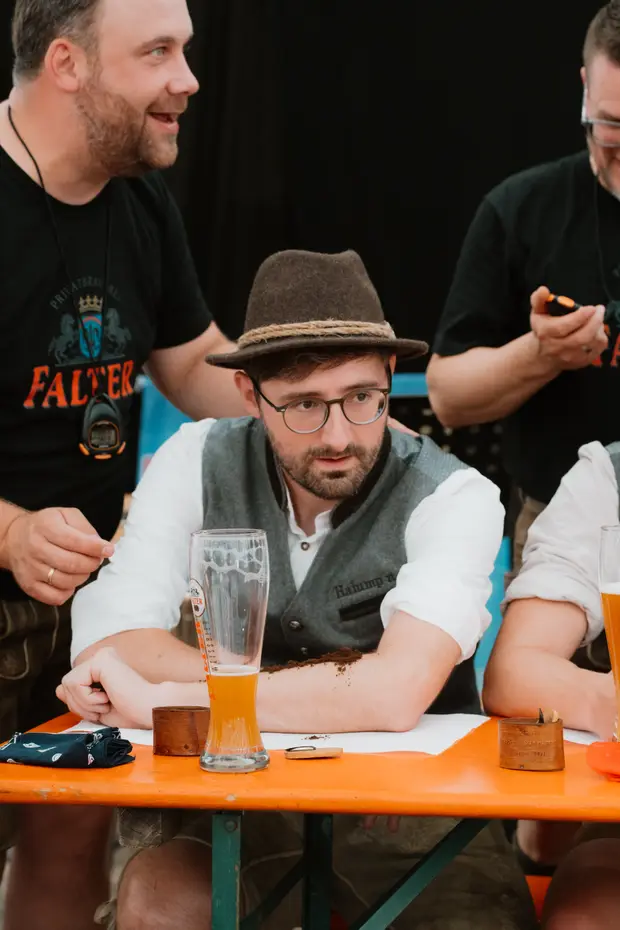 Schmalzlerfest Perlesreut 2025 Sonntag: Schnupferwettbewerb, Verlosung, d Noudnigln Foto 2501338