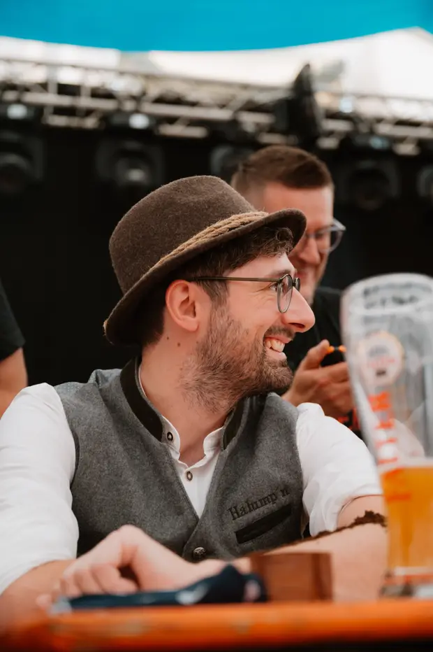 Schmalzlerfest Perlesreut 2025 Sonntag: Schnupferwettbewerb, Verlosung, d Noudnigln Foto 2501340
