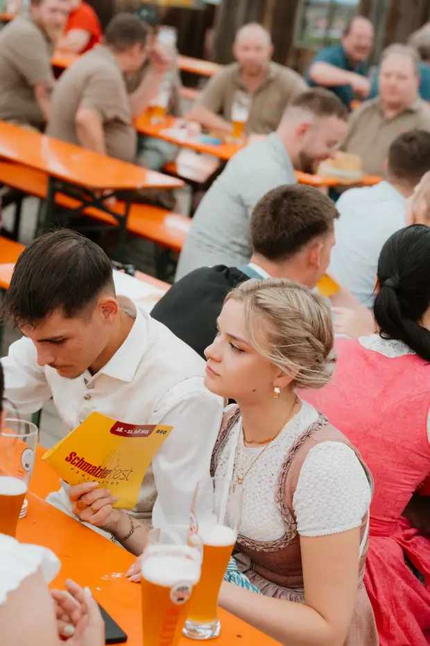 Schmalzlerfest Perlesreut 2025 Sonntag: Schnupferwettbewerb, Verlosung, d Noudnigln Foto 2501461