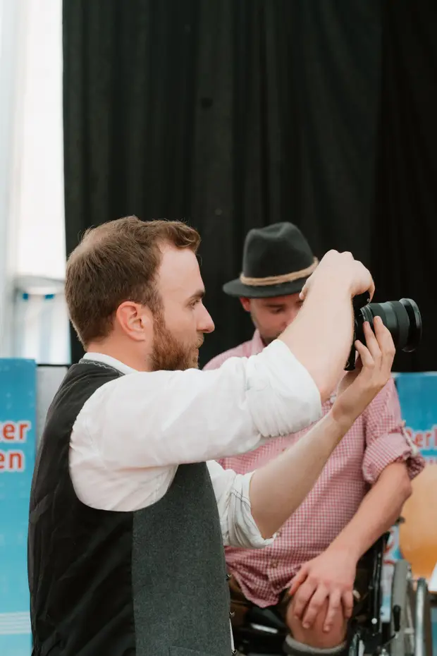 Schmalzlerfest Perlesreut 2025 Sonntag: Schnupferwettbewerb, Verlosung, d Noudnigln Foto 2501475
