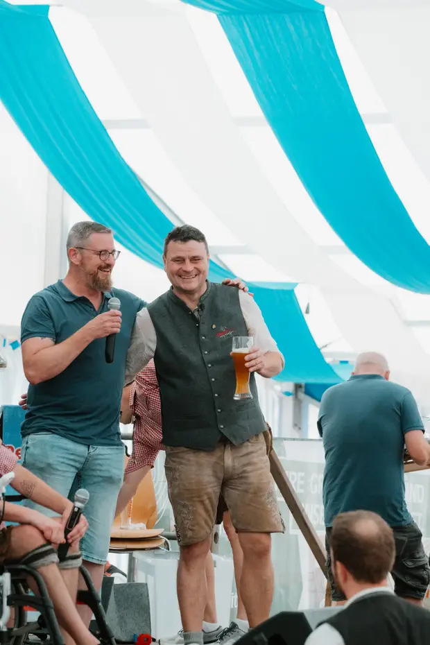 Schmalzlerfest Perlesreut 2025 Sonntag: Schnupferwettbewerb, Verlosung, d Noudnigln Foto 2501486