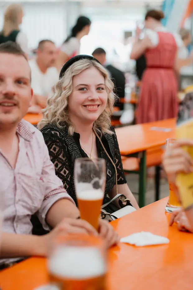 Schmalzlerfest Perlesreut 2025 Sonntag: Schnupferwettbewerb, Verlosung, d Noudnigln Foto 2501495