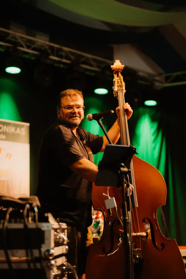 Schmalzlerfest Perlesreut 2025 Sonntag: Schnupferwettbewerb, Verlosung, d Noudnigln Foto 2501636
