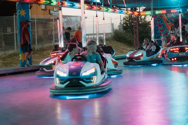 Schmalzlerfest Perlesreut 2026 Umzug, Bieranstich, Perlesreuter BleMUSI Foto 2601788