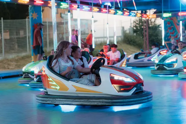 Schmalzlerfest Perlesreut 2026 Umzug, Bieranstich, Perlesreuter BleMUSI Foto 2601790