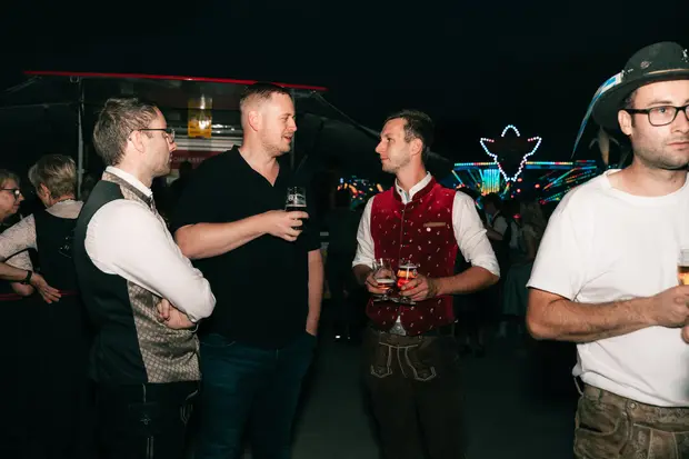 Schmalzlerfest Perlesreut 2026 Umzug, Bieranstich, Perlesreuter BleMUSI Foto 2601817