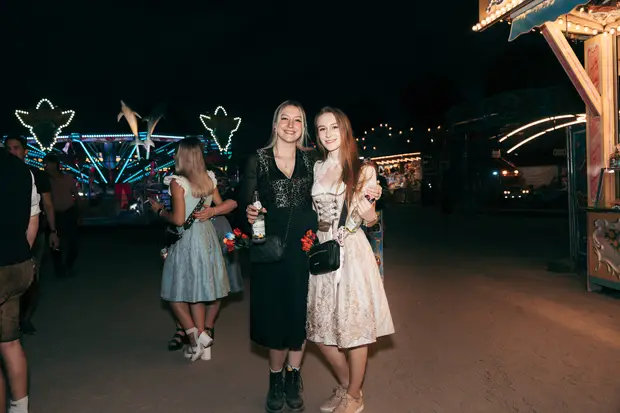 Schmalzlerfest Perlesreut 2026 Umzug, Bieranstich, Perlesreuter BleMUSI Foto 2601822