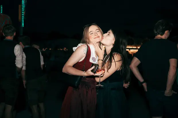 Schmalzlerfest Perlesreut 2026 Umzug, Bieranstich, Perlesreuter BleMUSI Foto 2601837