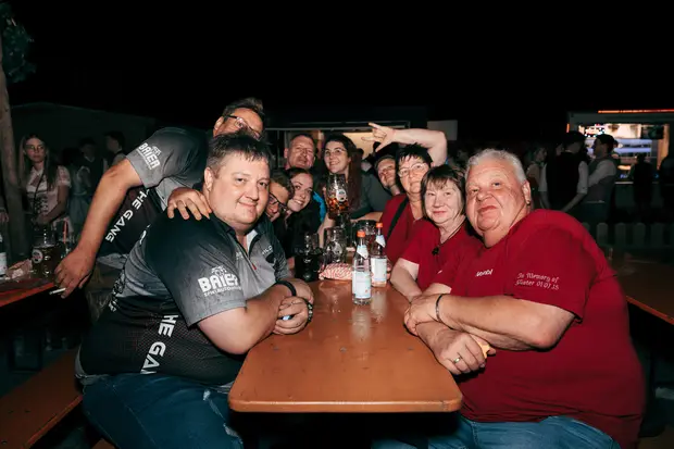 Schmalzlerfest Perlesreut 2026 Umzug, Bieranstich, Perlesreuter BleMUSI Foto 2601887