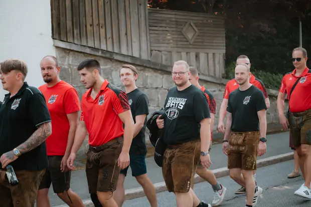 Schmalzlerfest Perlesreut 2026 Umzug, Bieranstich, Perlesreuter BleMUSI Foto 2601914