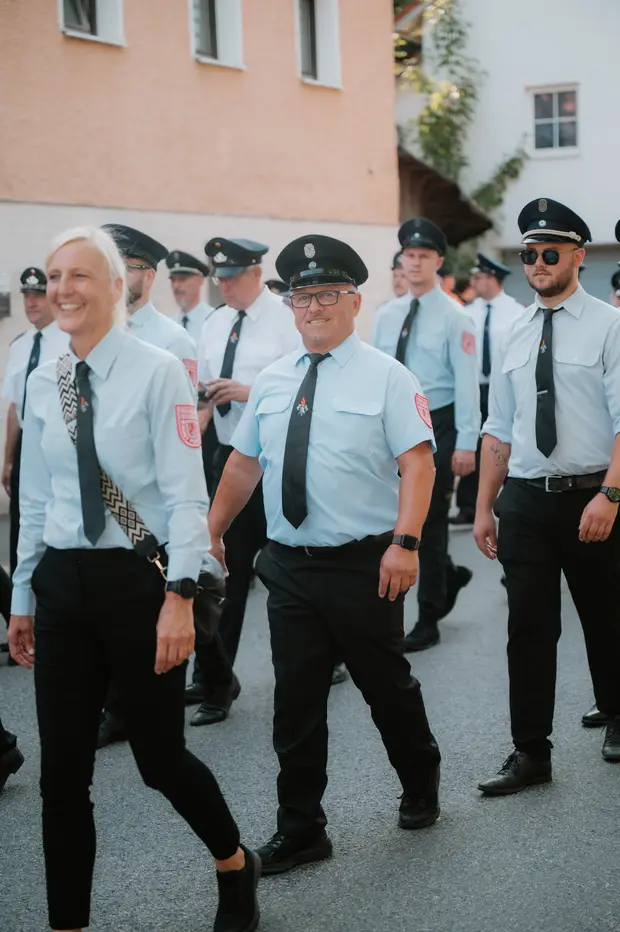 Schmalzlerfest Perlesreut 2026 Umzug, Bieranstich, Perlesreuter BleMUSI Foto 2601925