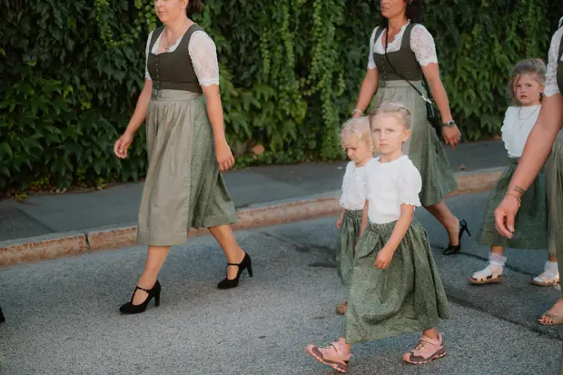 Schmalzlerfest Perlesreut 2026 Umzug, Bieranstich, Perlesreuter BleMUSI Foto 2601931