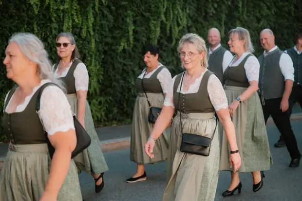 Schmalzlerfest Perlesreut 2026 Umzug, Bieranstich, Perlesreuter BleMUSI Foto 2601932
