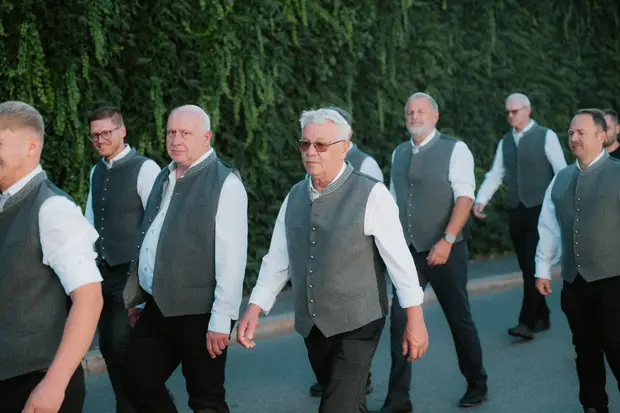 Schmalzlerfest Perlesreut 2026 Umzug, Bieranstich, Perlesreuter BleMUSI Foto 2601933
