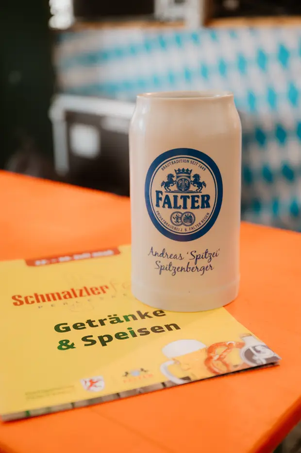 Schmalzlerfest Perlesreut 2026 Umzug, Bieranstich, Perlesreuter BleMUSI Foto 2601978