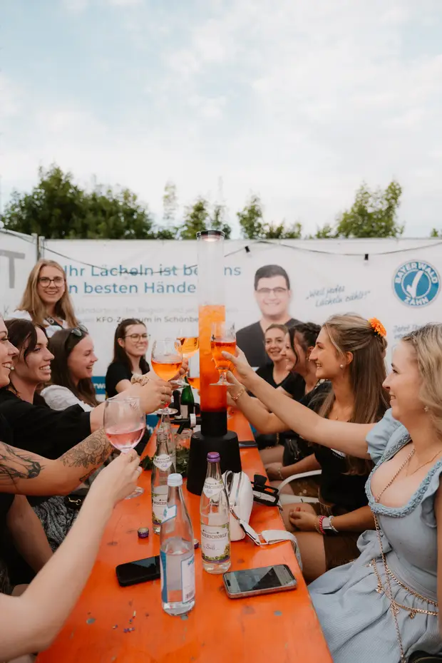 Schmalzlerfest Perlesreut 2026 Umzug, Bieranstich, Perlesreuter BleMUSI Foto 2602167