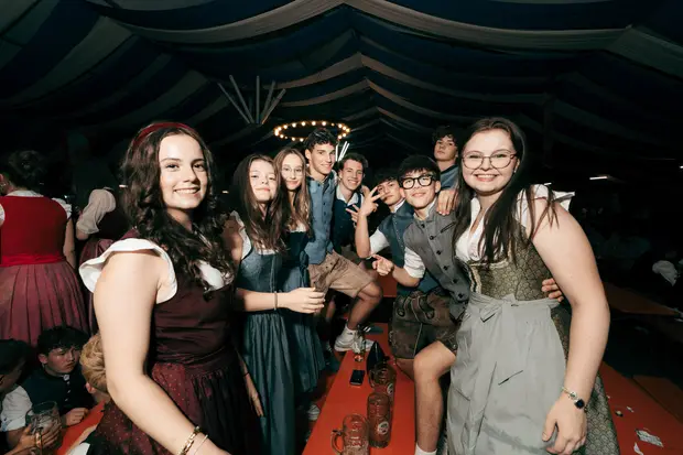 Schmalzlerfest Perlesreut 2026 Umzug, Bieranstich, Perlesreuter BleMUSI Foto 2602180
