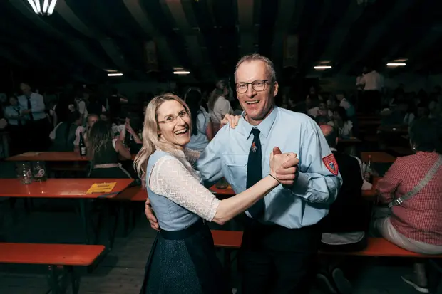 Schmalzlerfest Perlesreut 2026 Umzug, Bieranstich, Perlesreuter BleMUSI Foto 2602203