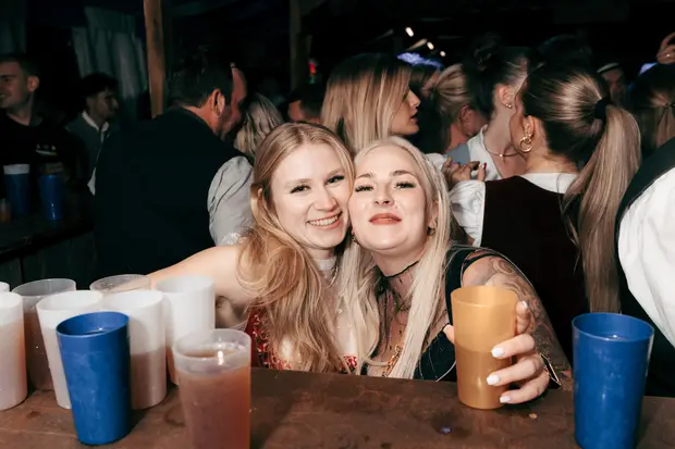 Schmalzlerfest Perlesreut 2026 Umzug, Bieranstich, Perlesreuter BleMUSI Foto 2602300
