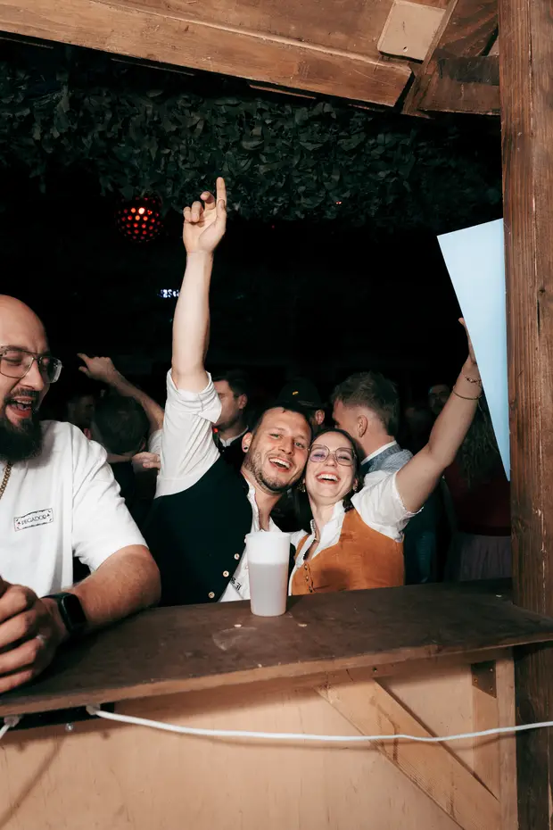 Schmalzlerfest Perlesreut 2026 Umzug, Bieranstich, Perlesreuter BleMUSI Foto 2602311