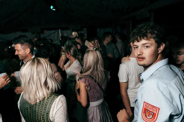 Schmalzlerfest Perlesreut 2026 Umzug, Bieranstich, Perlesreuter BleMUSI Foto 2602343