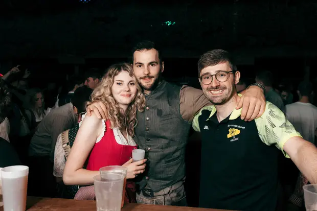 Schmalzlerfest Perlesreut 2026 Umzug, Bieranstich, Perlesreuter BleMUSI Foto 2602376