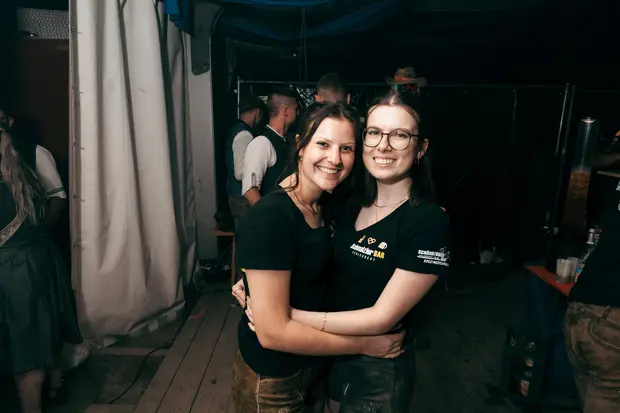 Schmalzlerfest Perlesreut 2026 Umzug, Bieranstich, Perlesreuter BleMUSI Foto 2602431