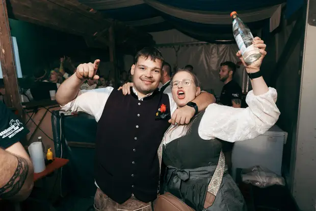 Schmalzlerfest Perlesreut 2026 Umzug, Bieranstich, Perlesreuter BleMUSI Foto 2602437