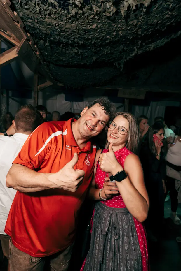 Schmalzlerfest Perlesreut 2026 Umzug, Bieranstich, Perlesreuter BleMUSI Foto 2602474