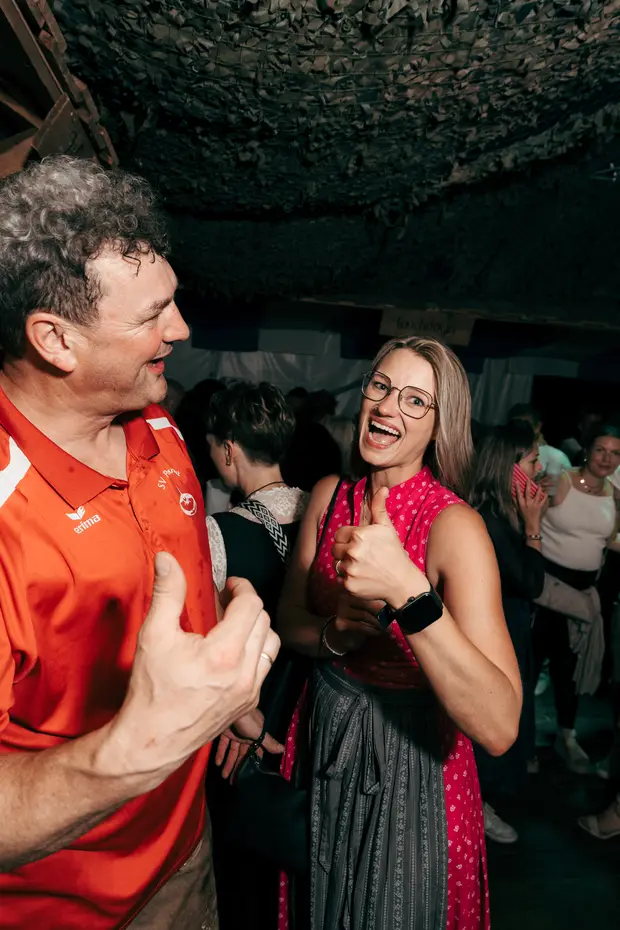 Schmalzlerfest Perlesreut 2026 Umzug, Bieranstich, Perlesreuter BleMUSI Foto 2602475