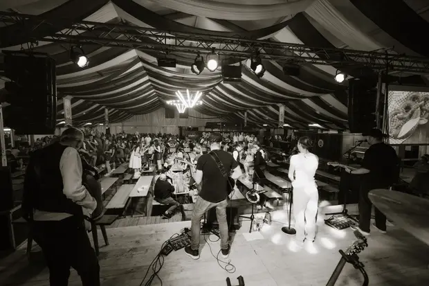 Schmalzlerfest Perlesreut 2026 Kinderzug, Seniorennachmittag, Sammer of Love, SchmalzlerBAR Foto 2602622