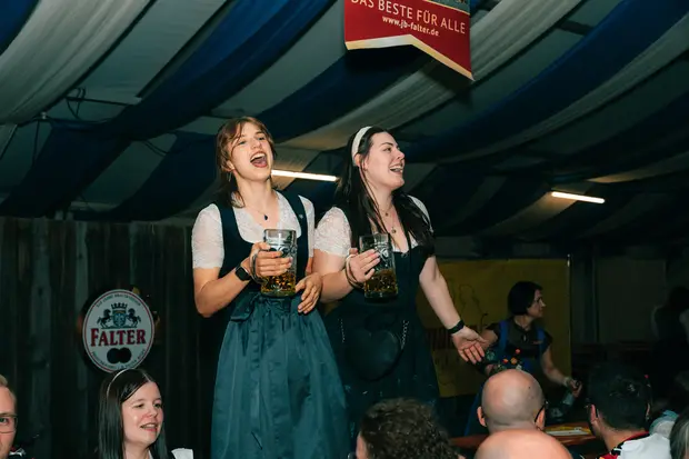 Schmalzlerfest Perlesreut 2026 Rotzfrech Foto 2600029
