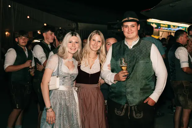 Schmalzlerfest Perlesreut 2026 Rotzfrech Foto 2600052