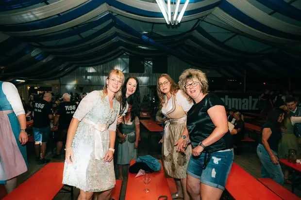 Schmalzlerfest Perlesreut 2026 Rotzfrech Foto 2600077